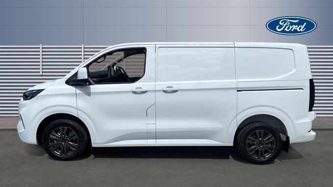 Ford Transit Custom 320 L1 Diesel Fwd 2.0 EcoBlue 136ps H1 Van Limited Auto - Image 4